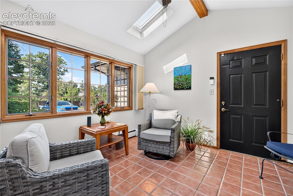 Image 9 of 21: Sitting Room
