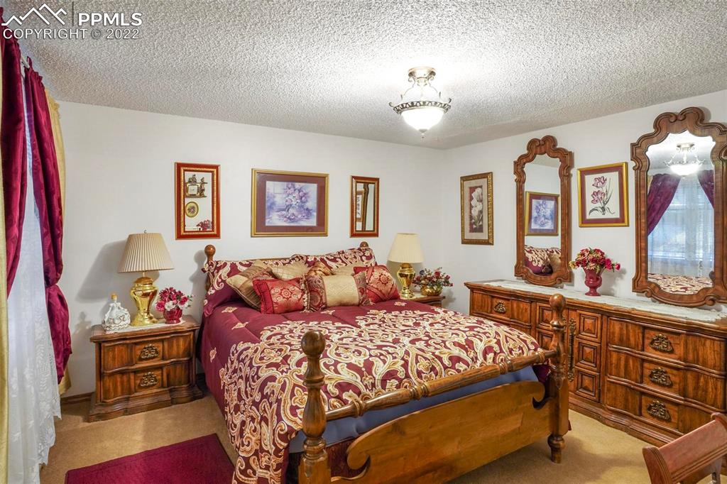 Listing 2054490, Image 34 of 48