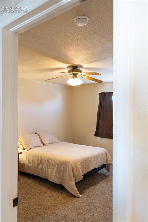 Image 17 of 47: Bedroom
