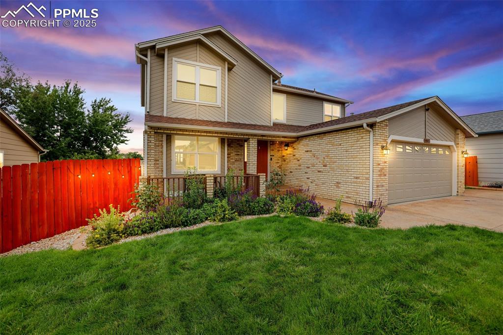 Image 2 of 39: Front of Structure