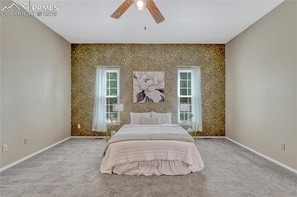 Image 29 of 47: Bedroom