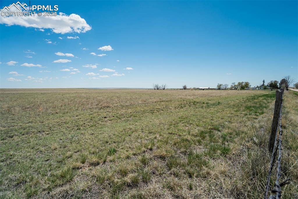 Image 19 of 20: View of local wilderness featuring rural landscape