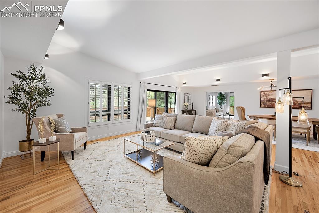 Image 11 of 46: Living Room