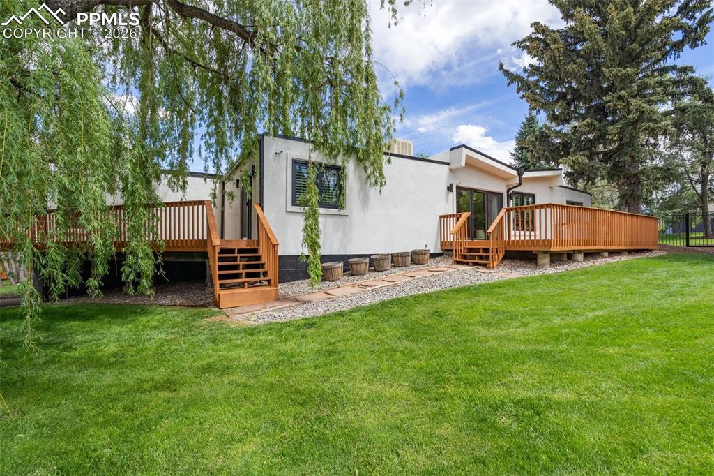 Image 41 of 46: Back of Structure