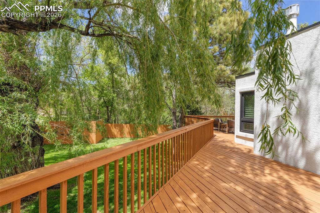 Image 42 of 46: Deck