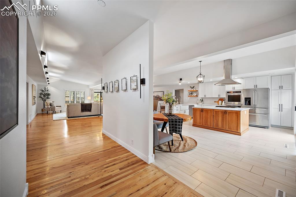 Image 8 of 46: Kitchen