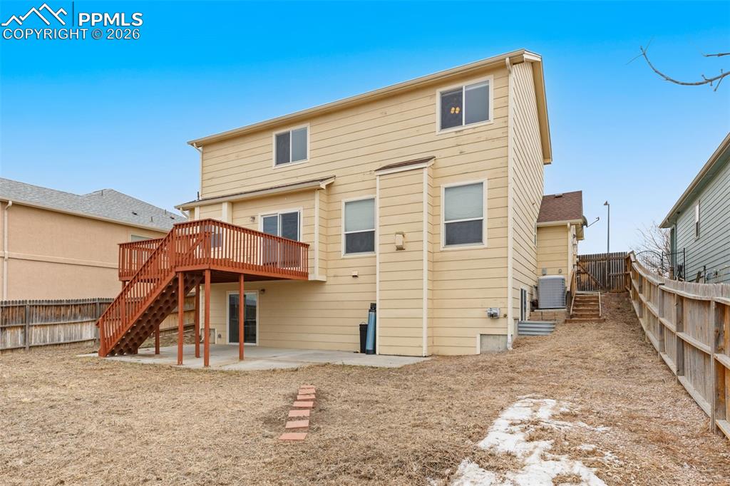 Image 30 of 49: Back of Structure