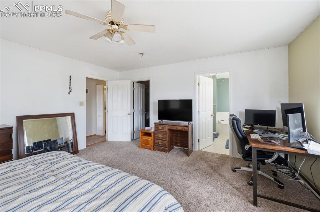 Image 12 of 39: Bedroom