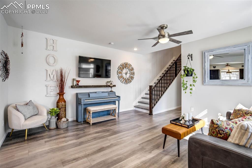 Image 4 of 36: Living Room