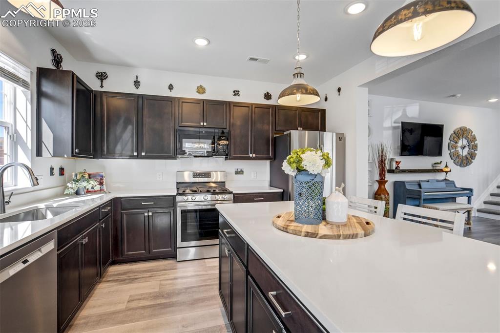 Image 9 of 36: Kitchen