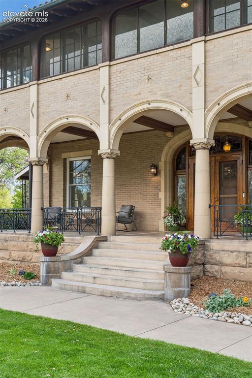 Image 32 of 50: Expansive Front porch