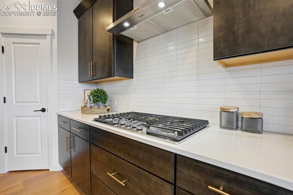 Image 12 of 48: Kitchen