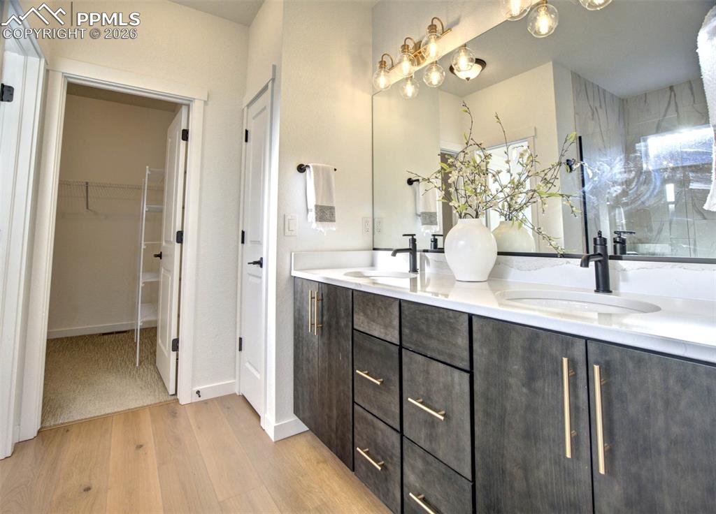 Image 23 of 48: Master Bathroom