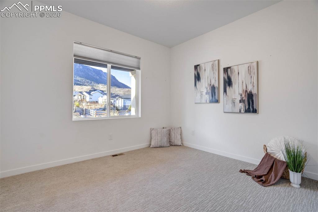 Image 26 of 48: Bedroom