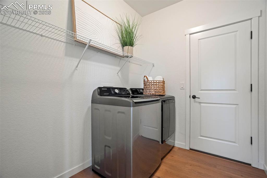 Image 29 of 48: Laundry