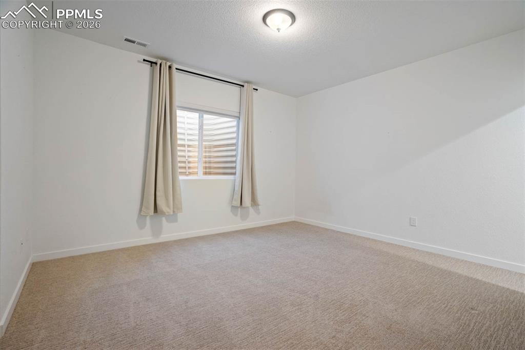 Image 39 of 48: Bedroom