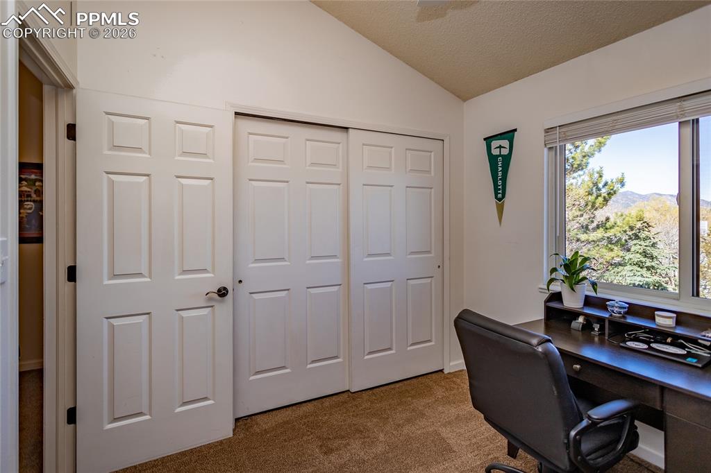 Image 24 of 50: Bedroom