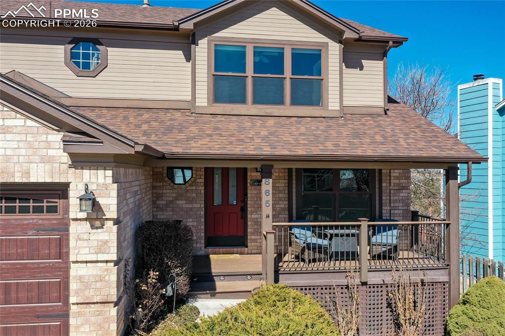 Image 3 of 50: Front of Structure