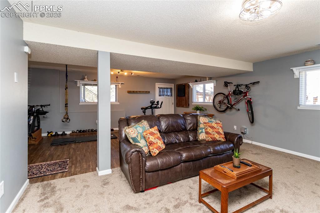 Image 36 of 50: Family Room