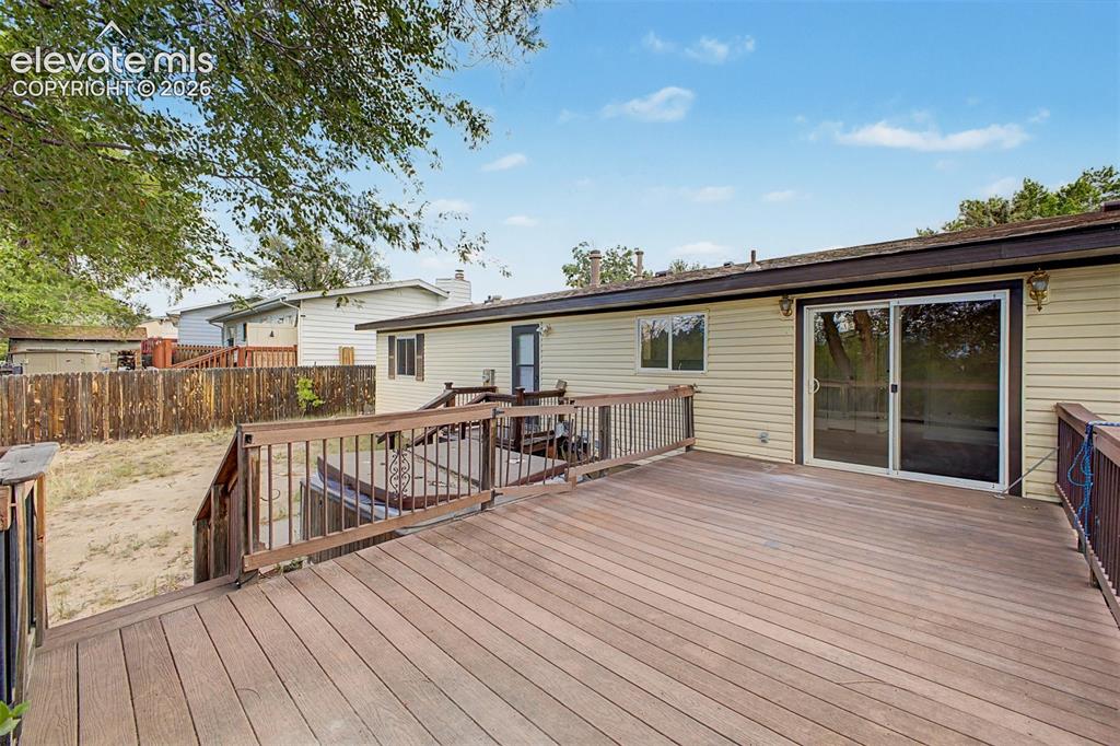 Image 2 of 32: Deck