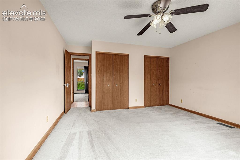 Image 14 of 38: Bedroom