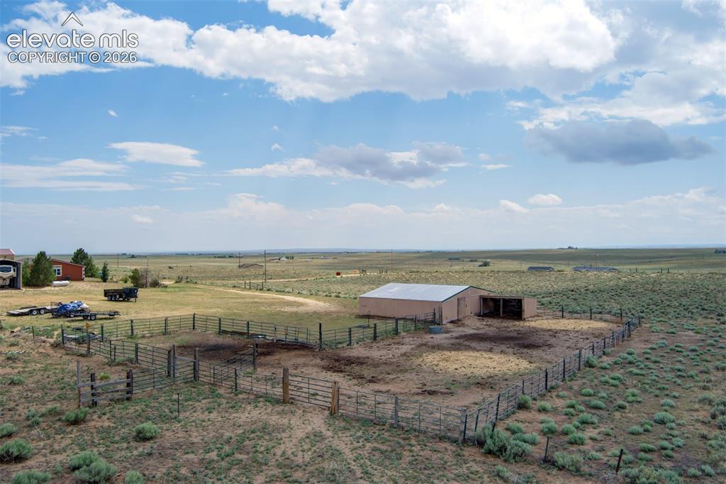 Image 42 of 45: Home sits on 36+ acres.