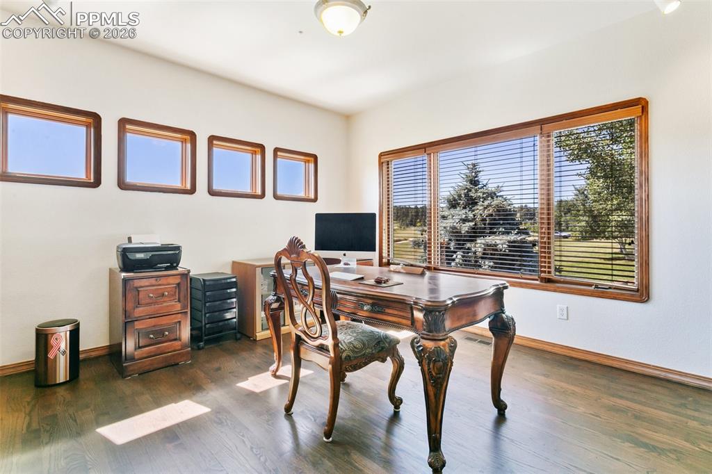 Image 7 of 45: Office