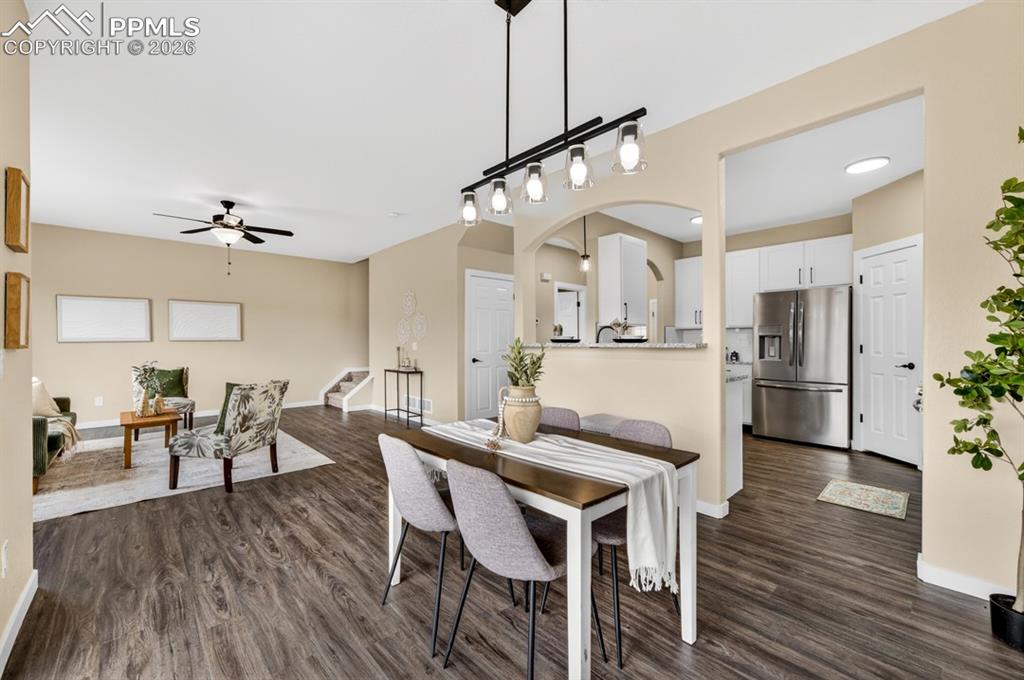 Image 5 of 41: Dining Area