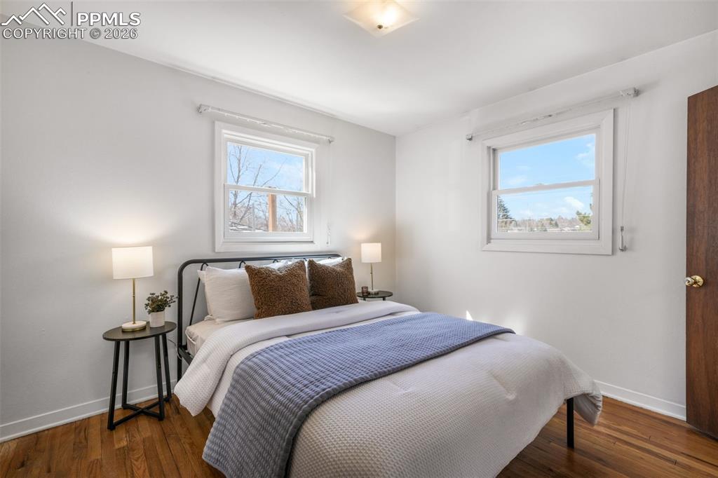 Image 22 of 50: Additional kitchen view