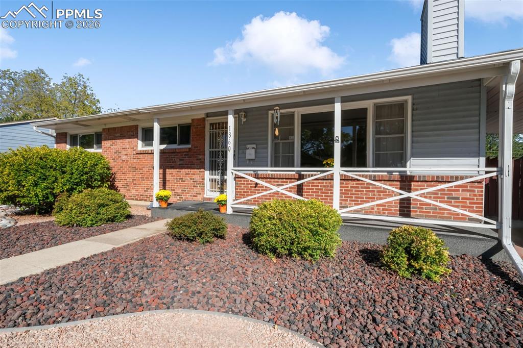 Image 3 of 50: Floor Plan