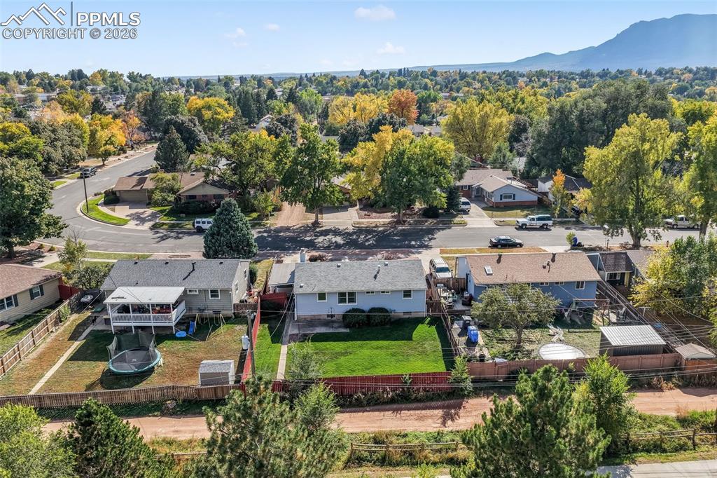 Image 47 of 50: Aerial front elevation