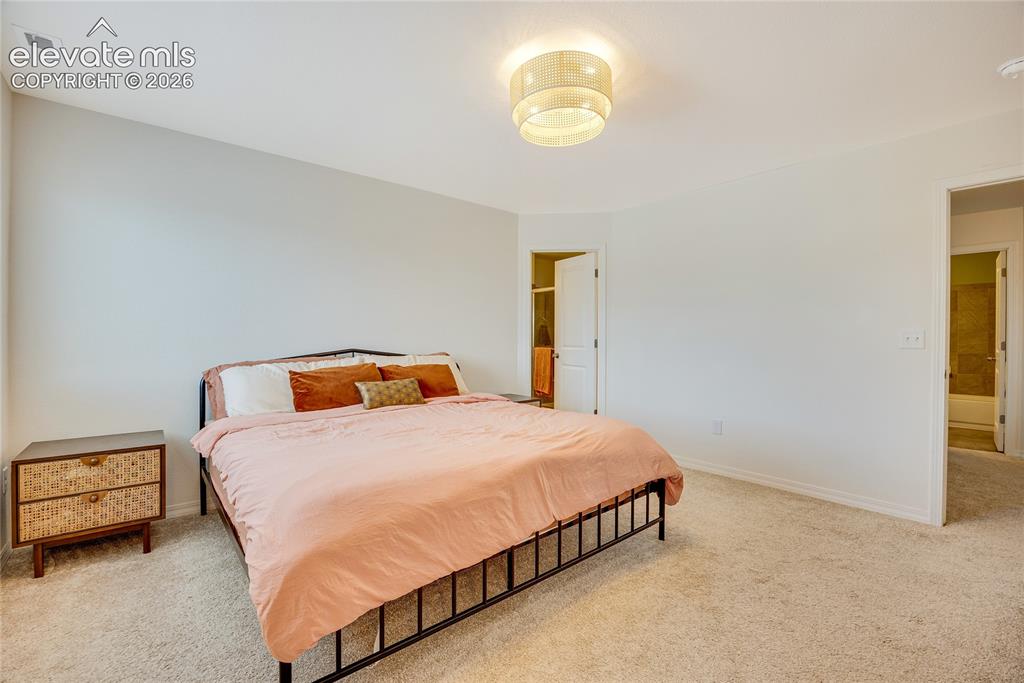 Image 18 of 42: Bedroom
