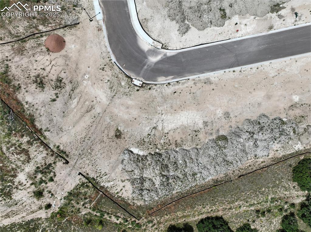 Image 6 of 7: View of property location