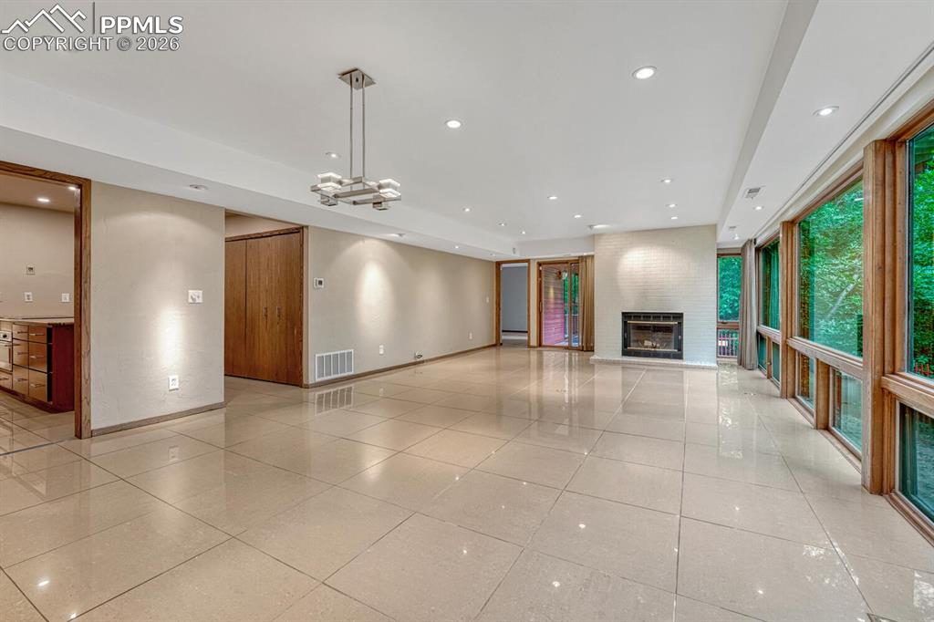 Image 15 of 50: Living Room