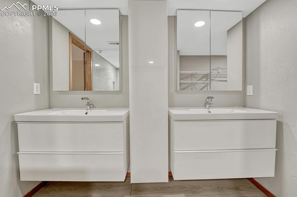 Image 27 of 50: Master Bathroom