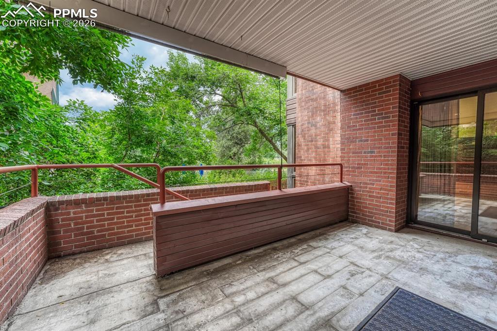 Image 38 of 50: Patio