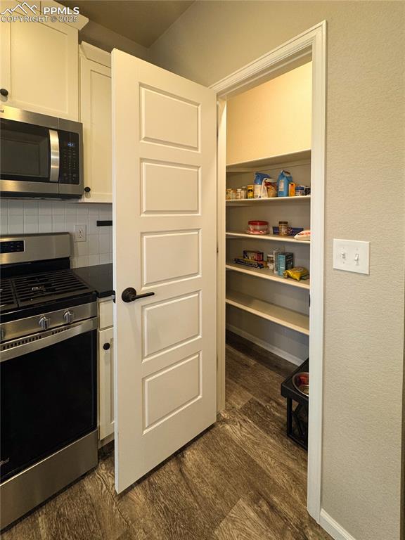 Image 15 of 34: Pantry