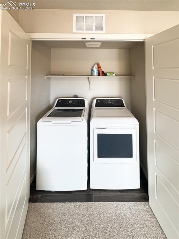 Image 30 of 34: Laundry