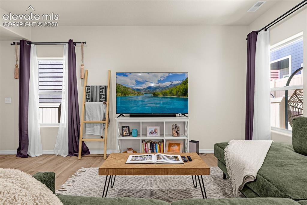 Image 11 of 38: Living Room