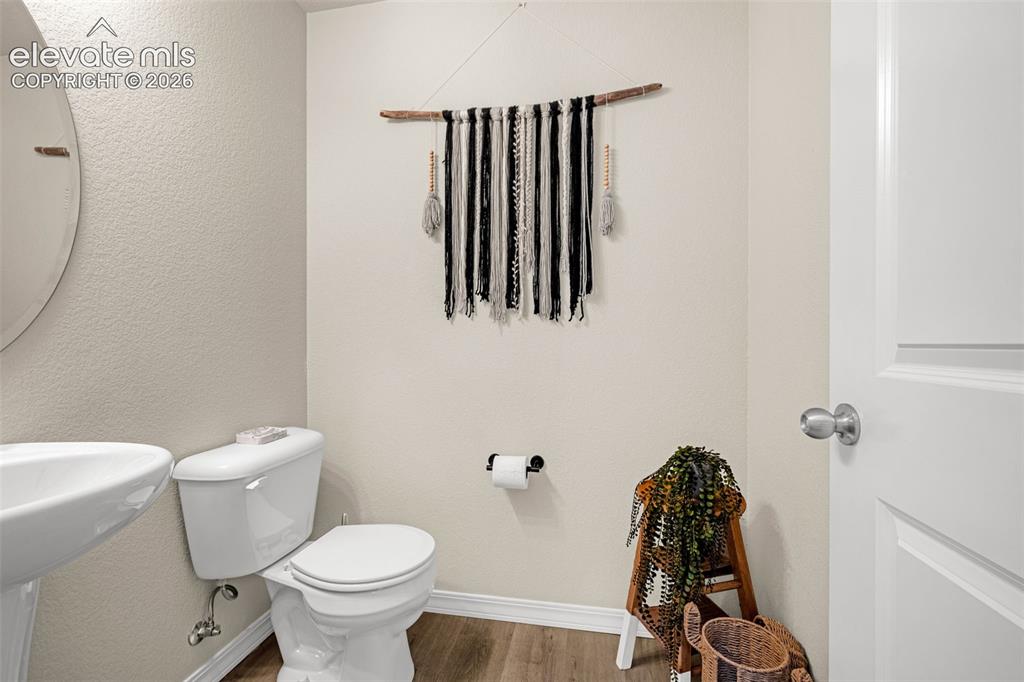 Image 15 of 38: Bathroom