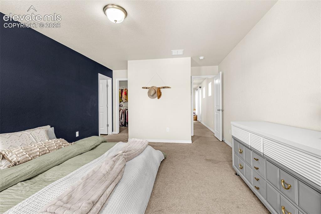 Image 18 of 38: Bedroom
