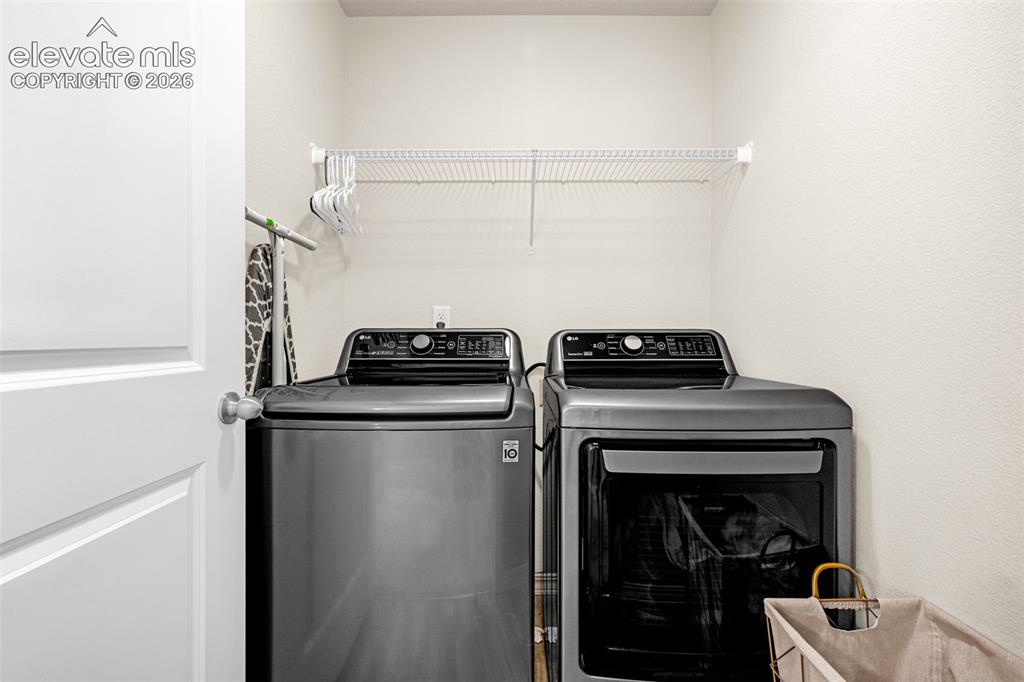 Image 26 of 38: Laundry