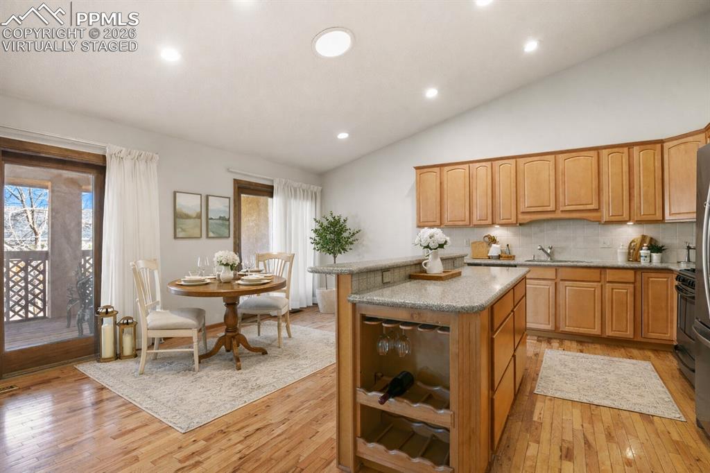 Image 4 of 42: Virtually Staged