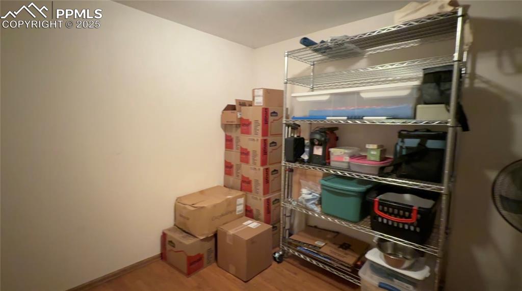 Image 30 of 45: Bonus Room