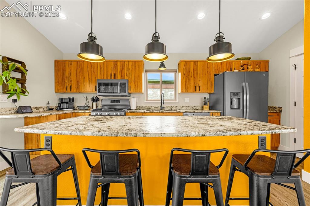 Image 6 of 46: Kitchen