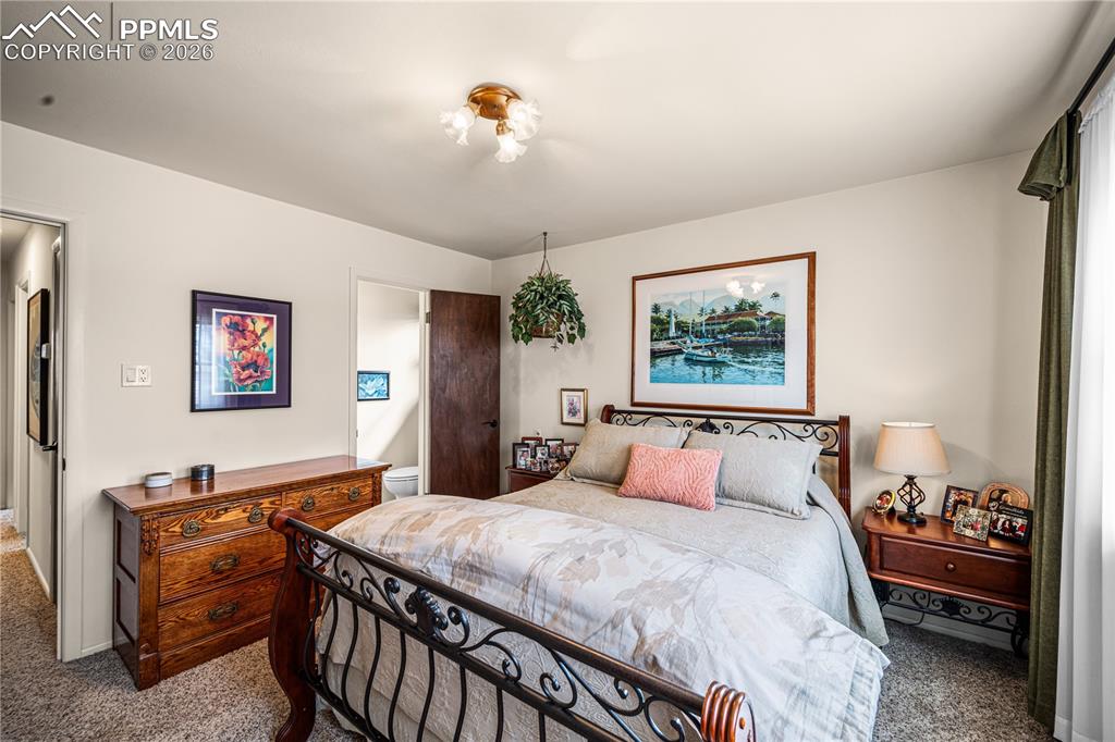 Image 12 of 47: Bedroom