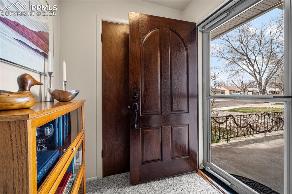 Image 3 of 47: Entry