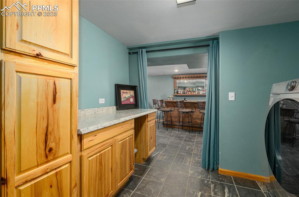 Image 24 of 44: Laundry