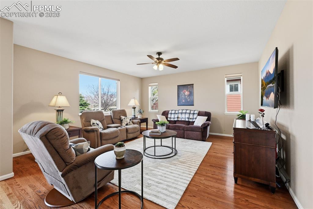 Image 14 of 38: Living Room