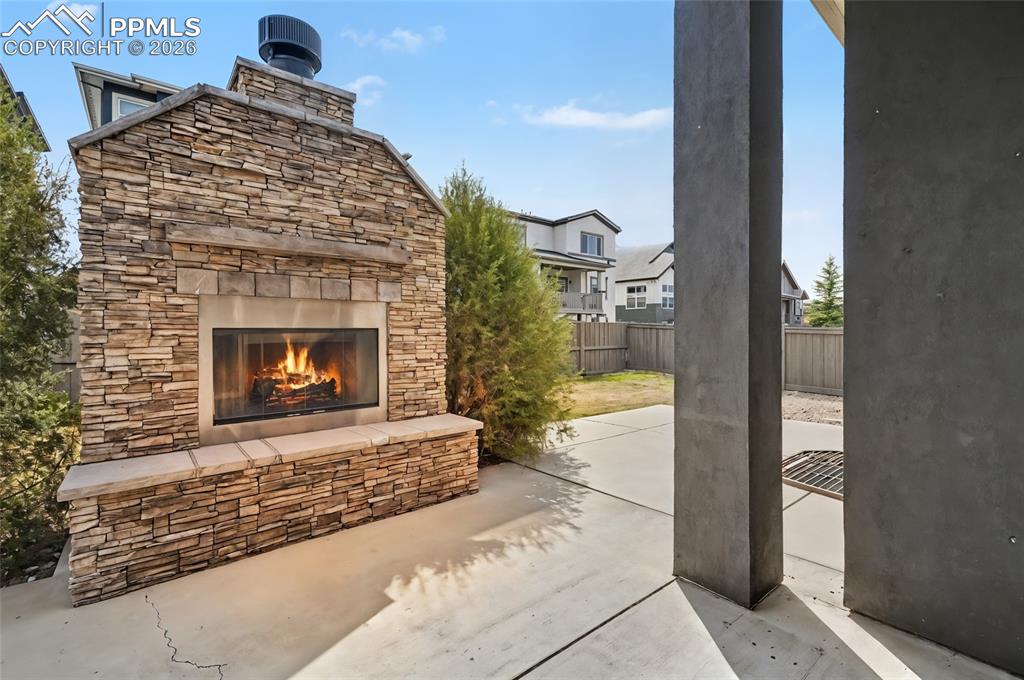 Image 36 of 46: Patio